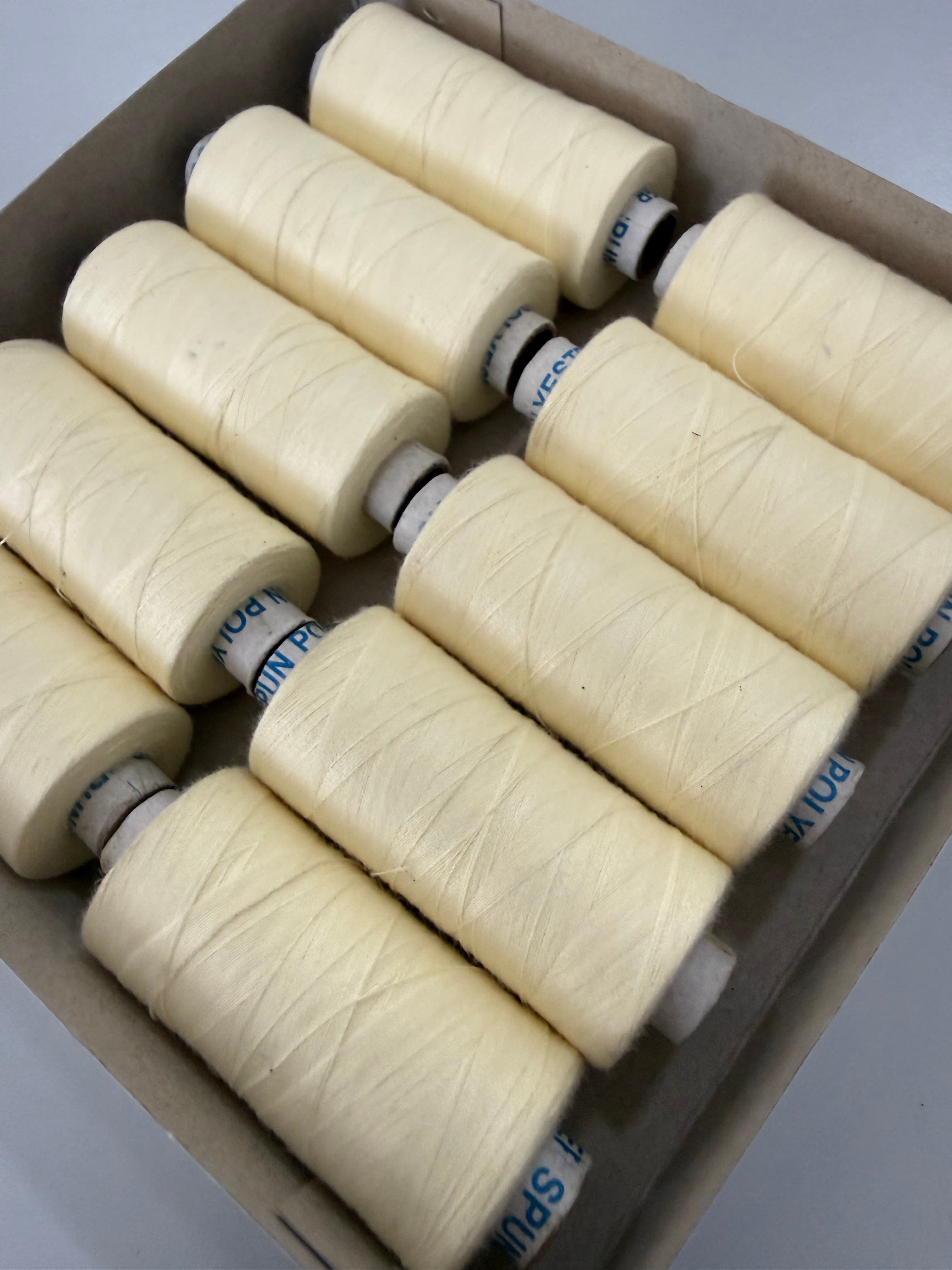 White Thread (500 m Pack of 10)