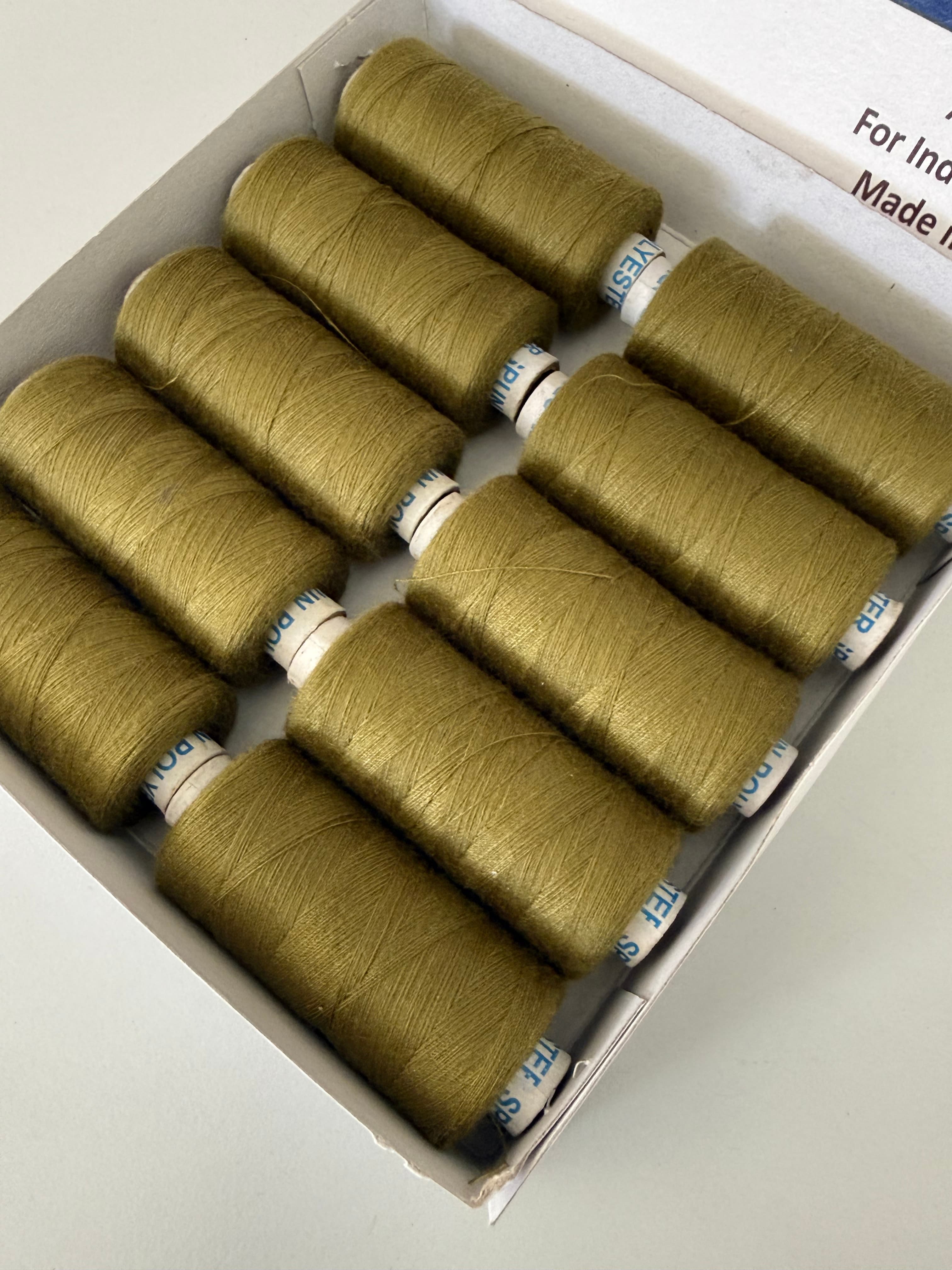 Green Thread (500 m Pack of 10)